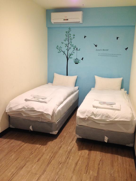 Galaxy Mini Inn Taipeh Exterior foto